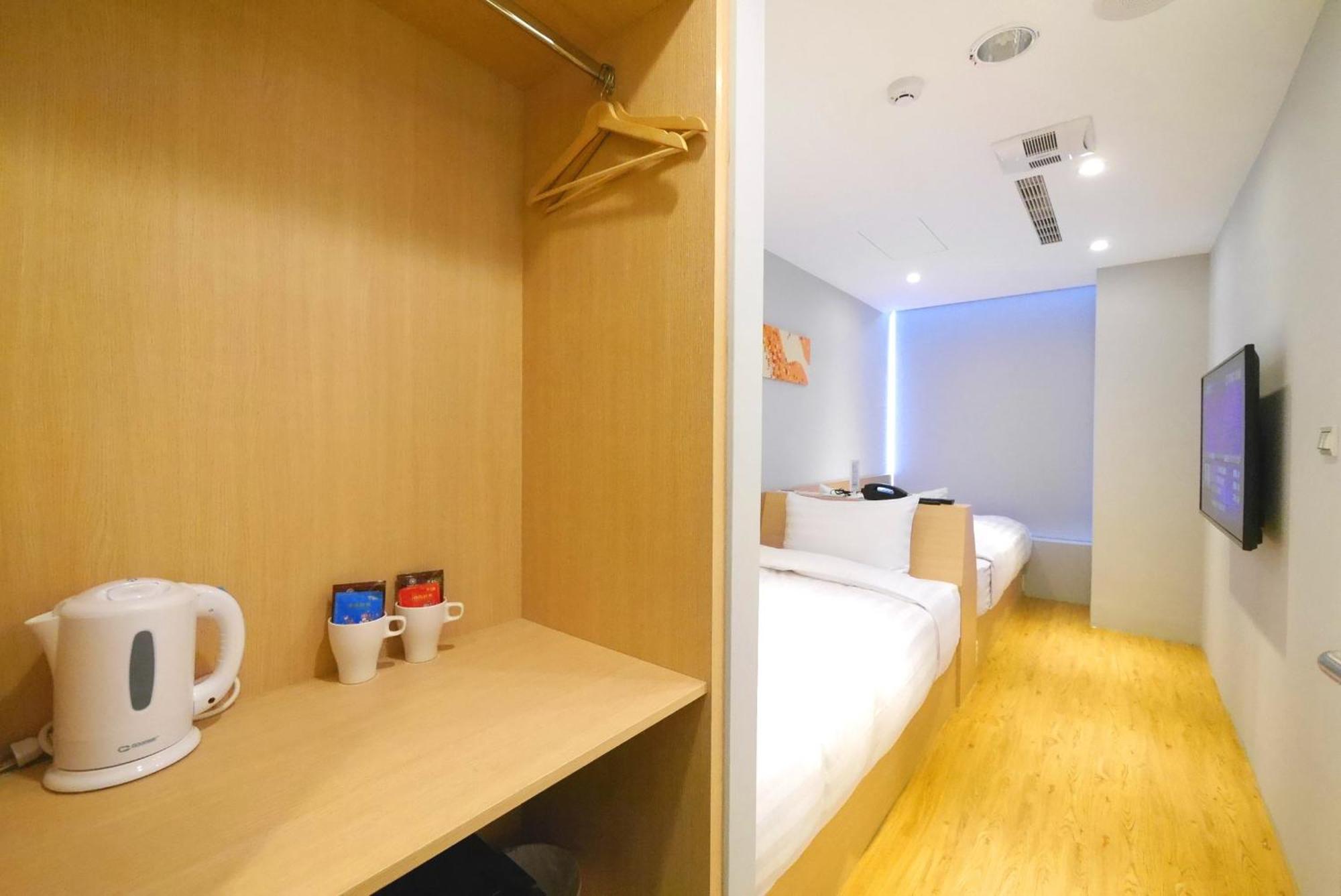 Shin Sei Bashi Hotel Đài Trung Phòng bức ảnh